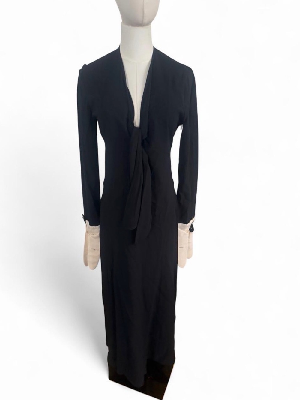 Black Long Sleeve Tie-Neck Maxi Dress